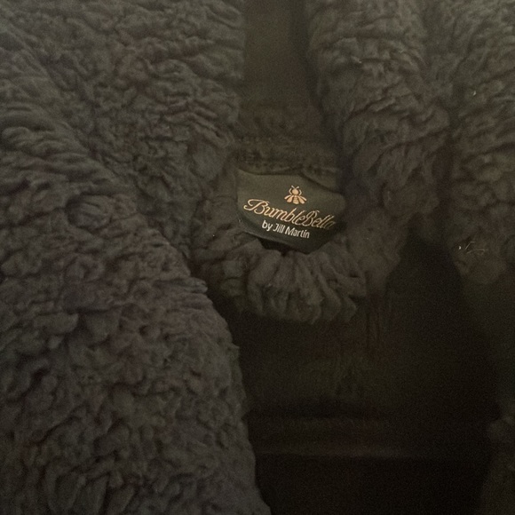 Bumblebella Jill Martin Black Sherpa Teddy Sweater Jacket with Button - Picture 2 of 3